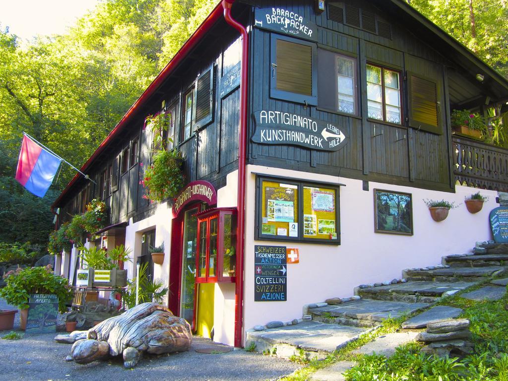 Baracca Backpacker Hostel Aurigeno Luaran gambar